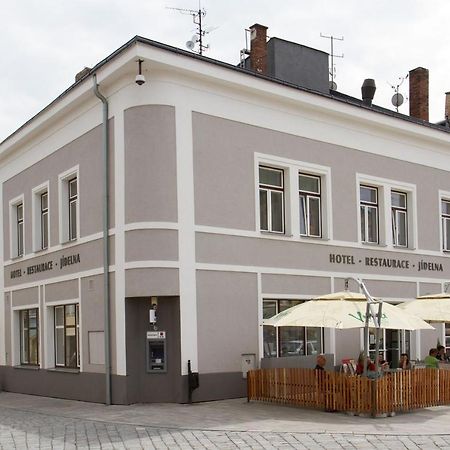 Hotel Tht Полічка Екстер'єр фото